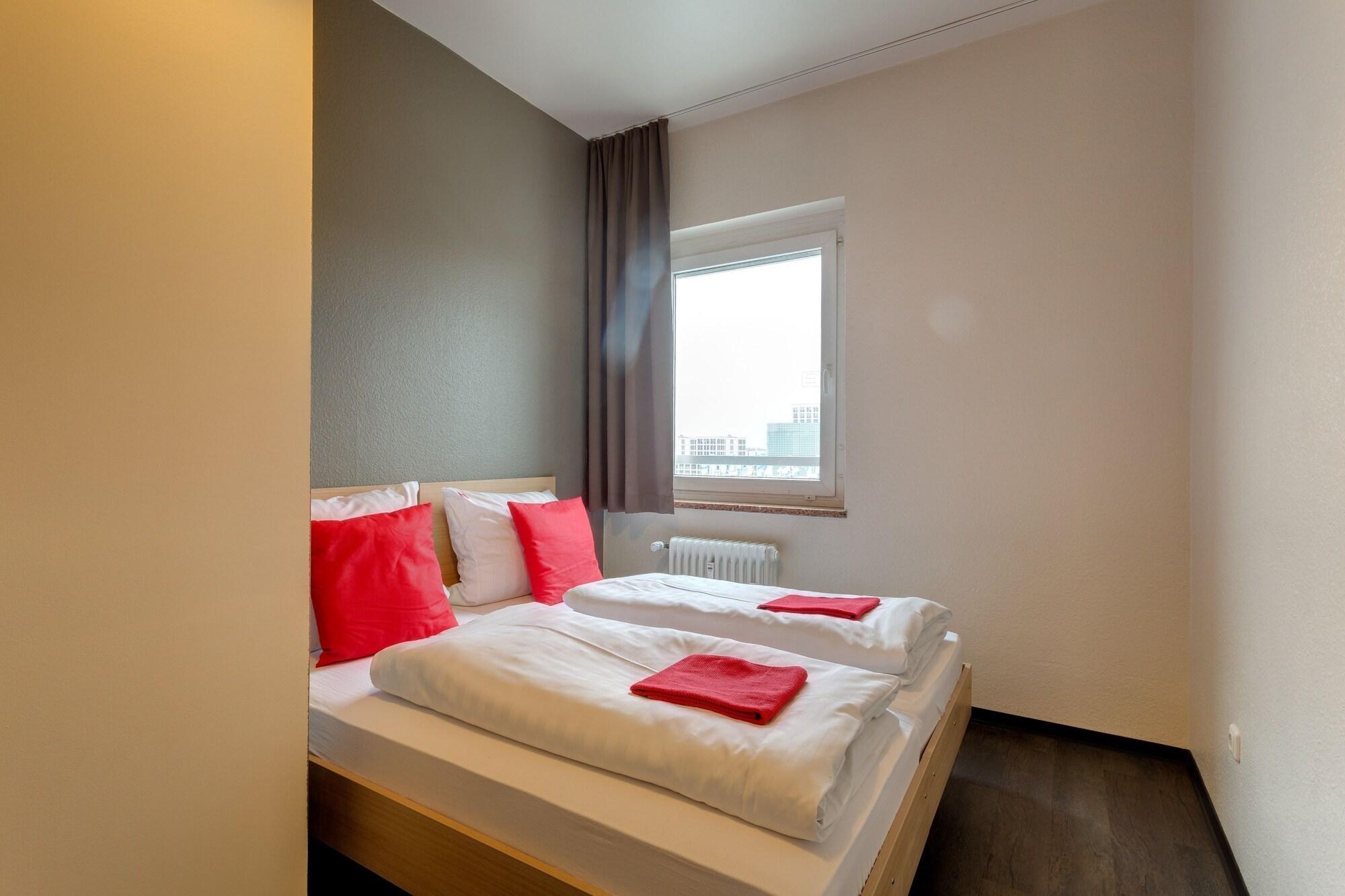 Hotel Meininger Zentrum 3*